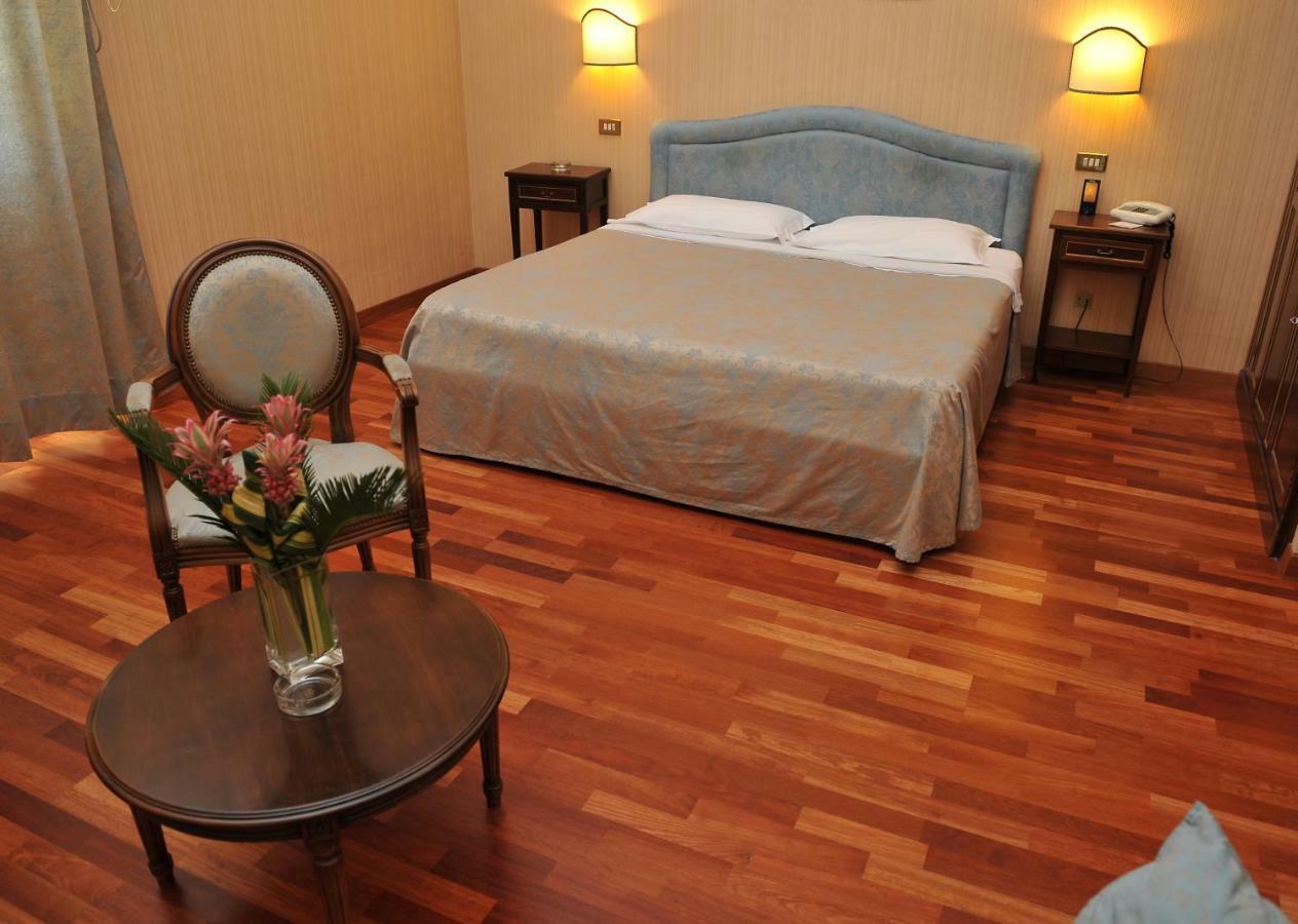 Grande Albergo Quattro Stagioni Rieti Eksteriør billede
